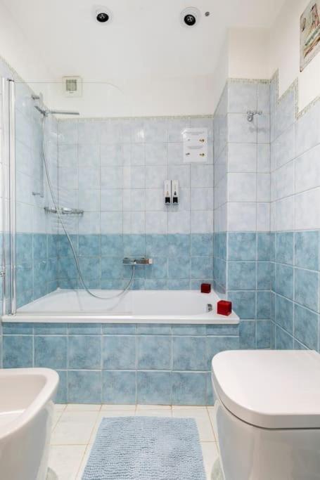 Casa “Oasi Del Mare” Lägenhet Livorno Exteriör bild